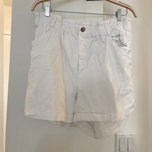 White High Waisted Shorts with Elastic Waist